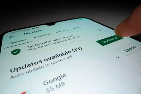 [DARKReading] Pair of Galaxy App Store Bugs Offer Cyberattackers Mobile Device Access